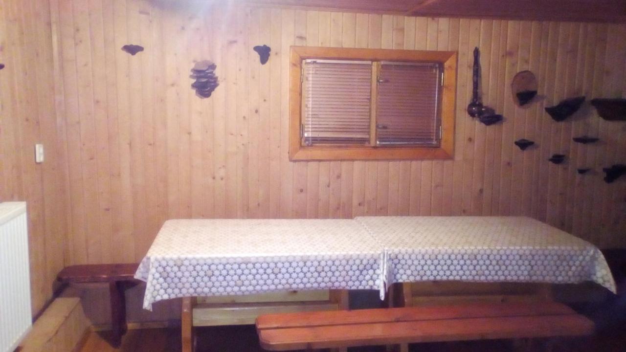 スラブスクНа Гірському Схиліアパートメント エクステリア 写真
