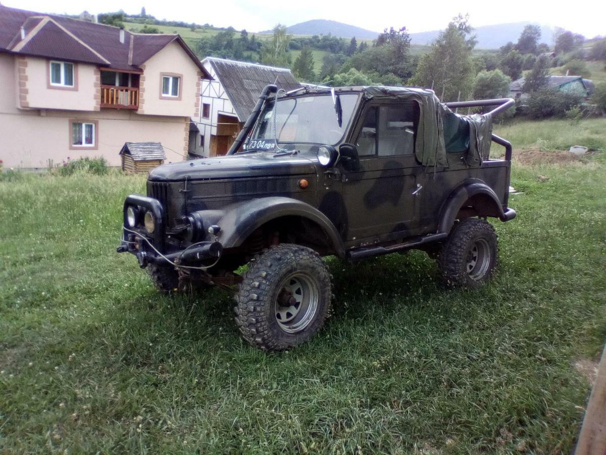 スラブスクНа Гірському Схиліアパートメント エクステリア 写真